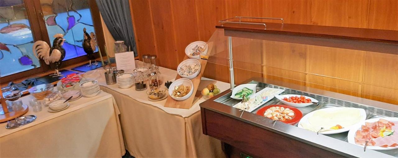 Weinhotel Hubertus Garni Klotten Exteriör bild