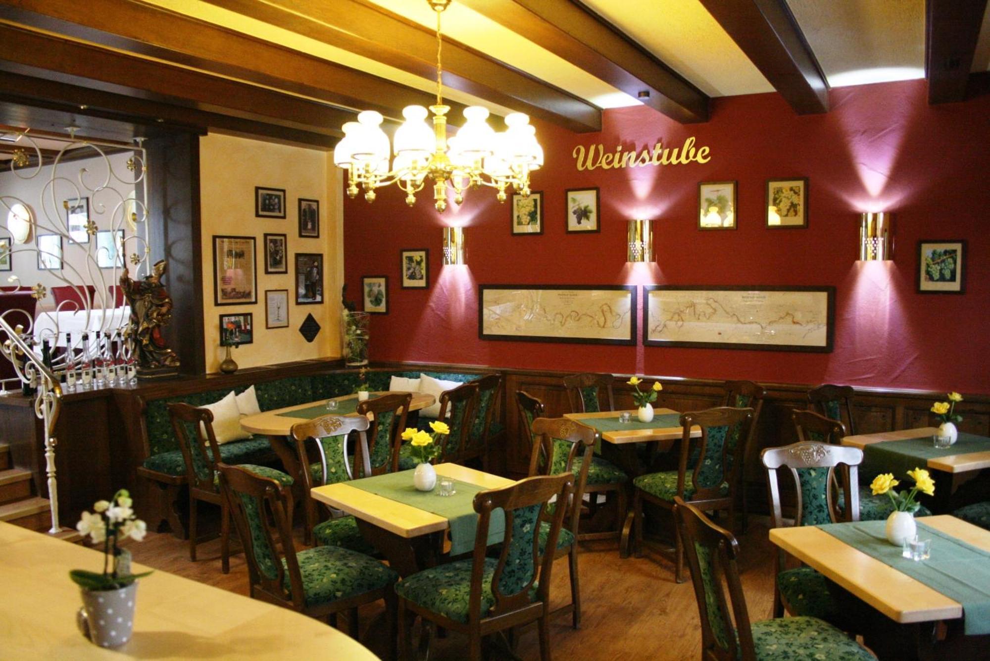 Weinhotel Hubertus Garni Klotten Exteriör bild