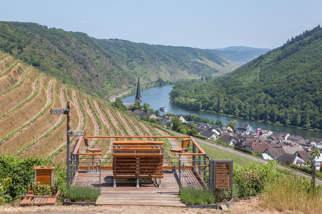 Weinhotel Hubertus Garni Klotten Exteriör bild
