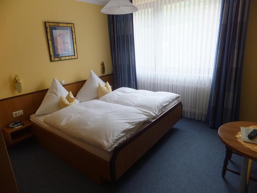 Weinhotel Hubertus Garni Klotten Rum bild